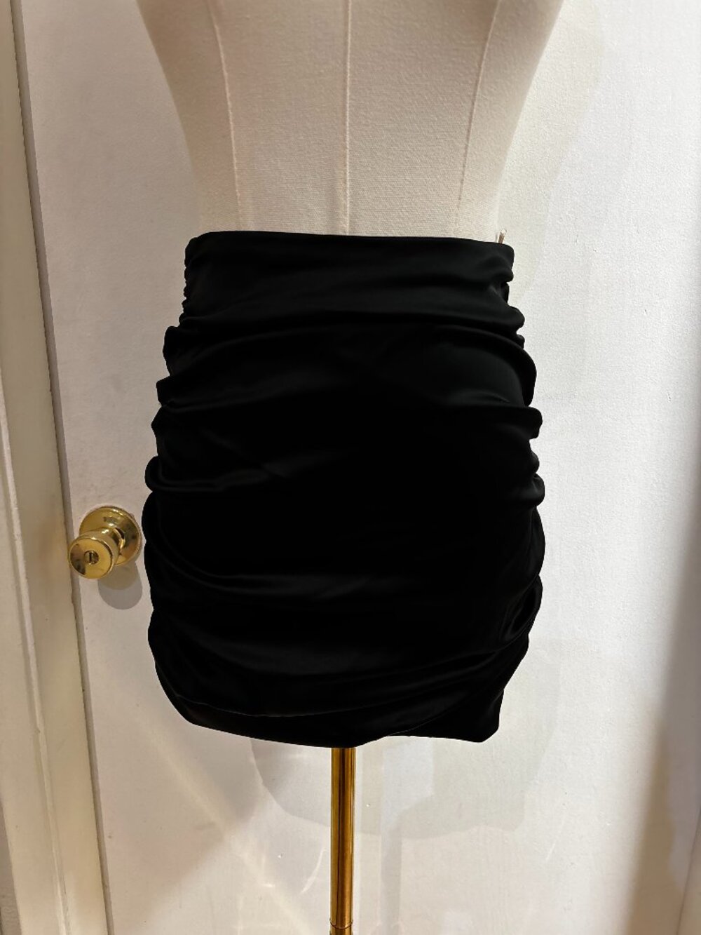 Wilfred satin Skirt sz 2